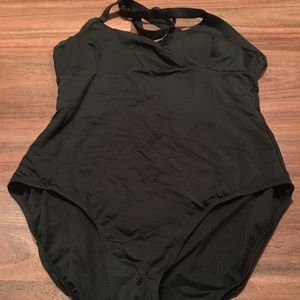 Black Old Navy one piece swimsuit.